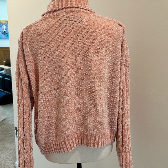 Mink Pink Sweater, Sz small - Picture 2 of 4
